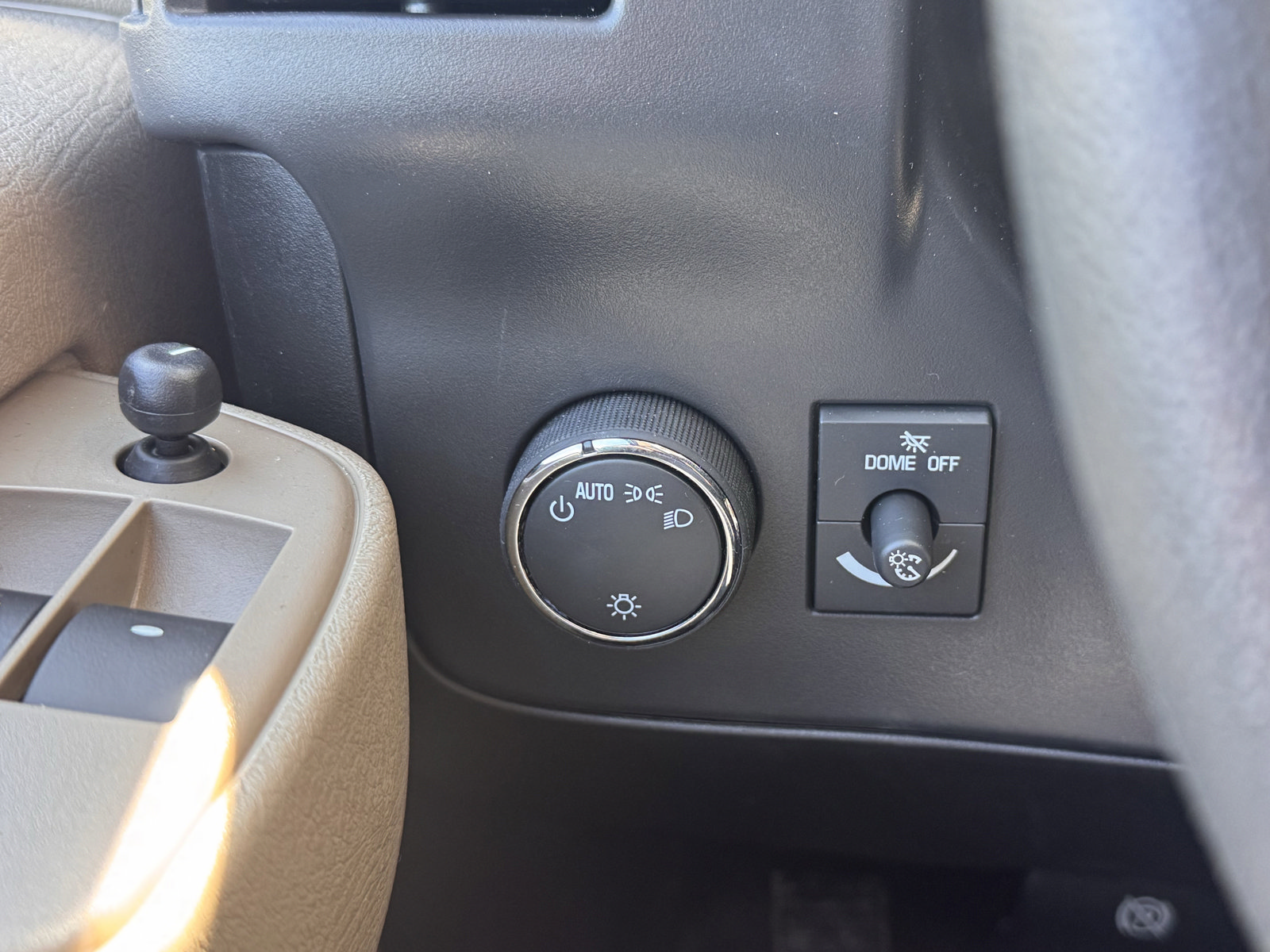 New 2026 Chevrolet Express 2500 w/ Driver Convenience Package RWD image 11