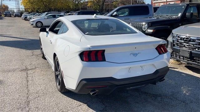 Used 2024 Ford Mustang Premium image 25