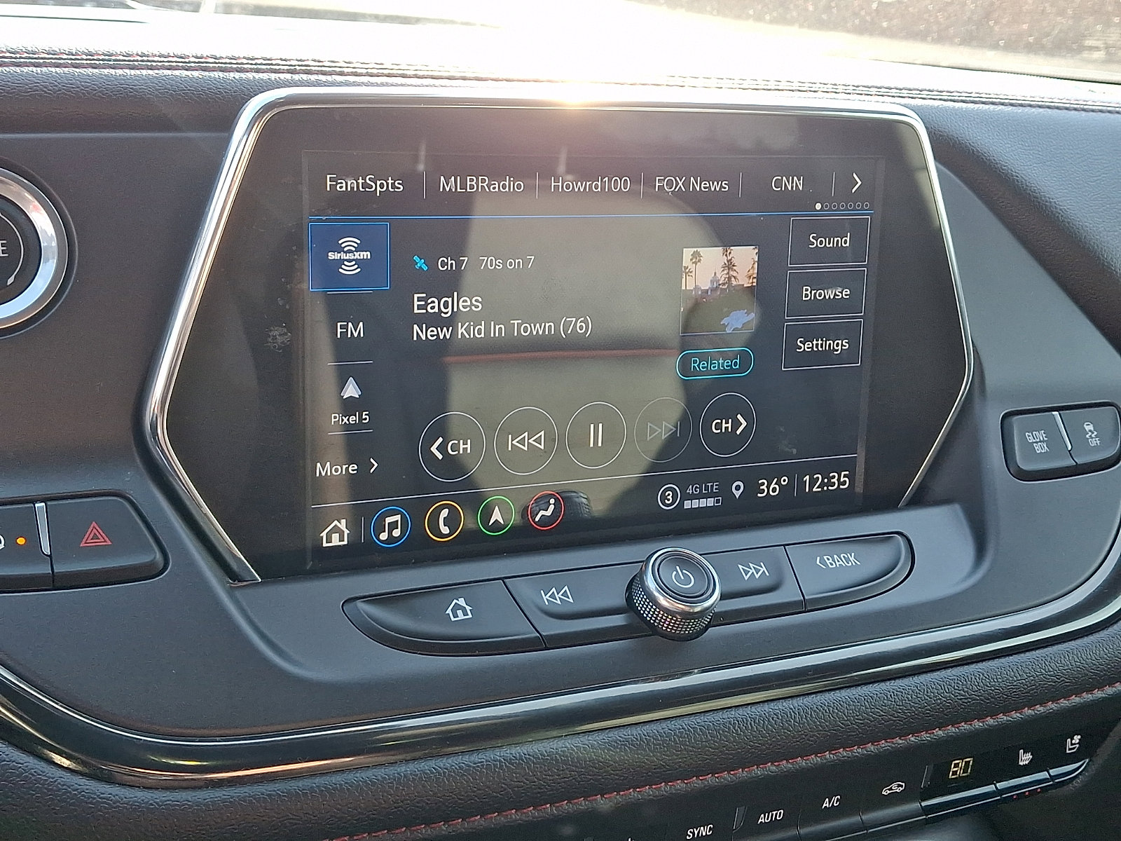 Used 2022 Chevrolet Blazer RS w/ Enhanced Convenience Package image 17