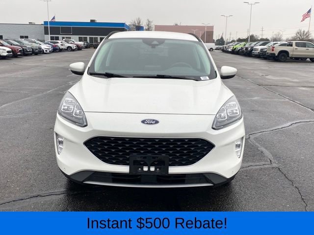 Used 2022 Ford Escape Titanium image 2