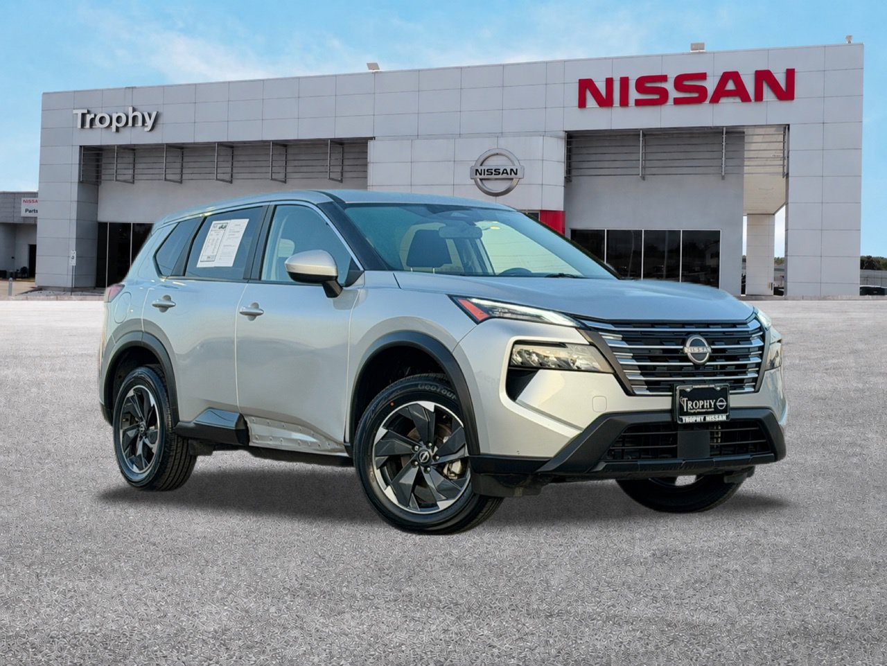 Certified 2025 Nissan Rogue SV FWD image 1