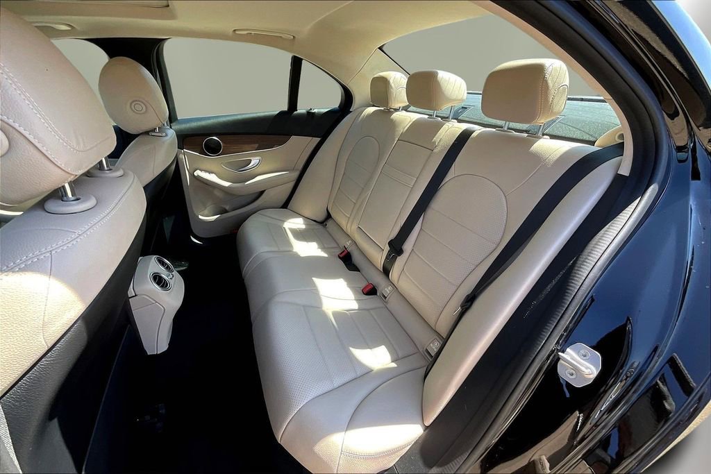 Used 2021 Mercedes-Benz C 300 4MATIC Sedan image 22