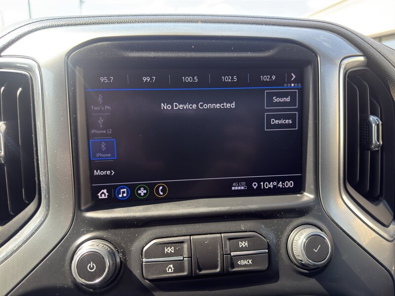 Used 2022 Chevrolet Silverado 2500 LT AWD/4WD image 11