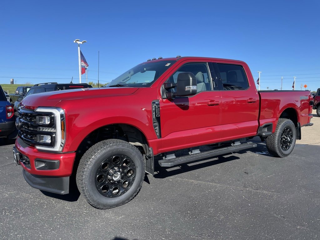 Used 2024 Ford F250 XLT w/ Black Appearance Package image 6