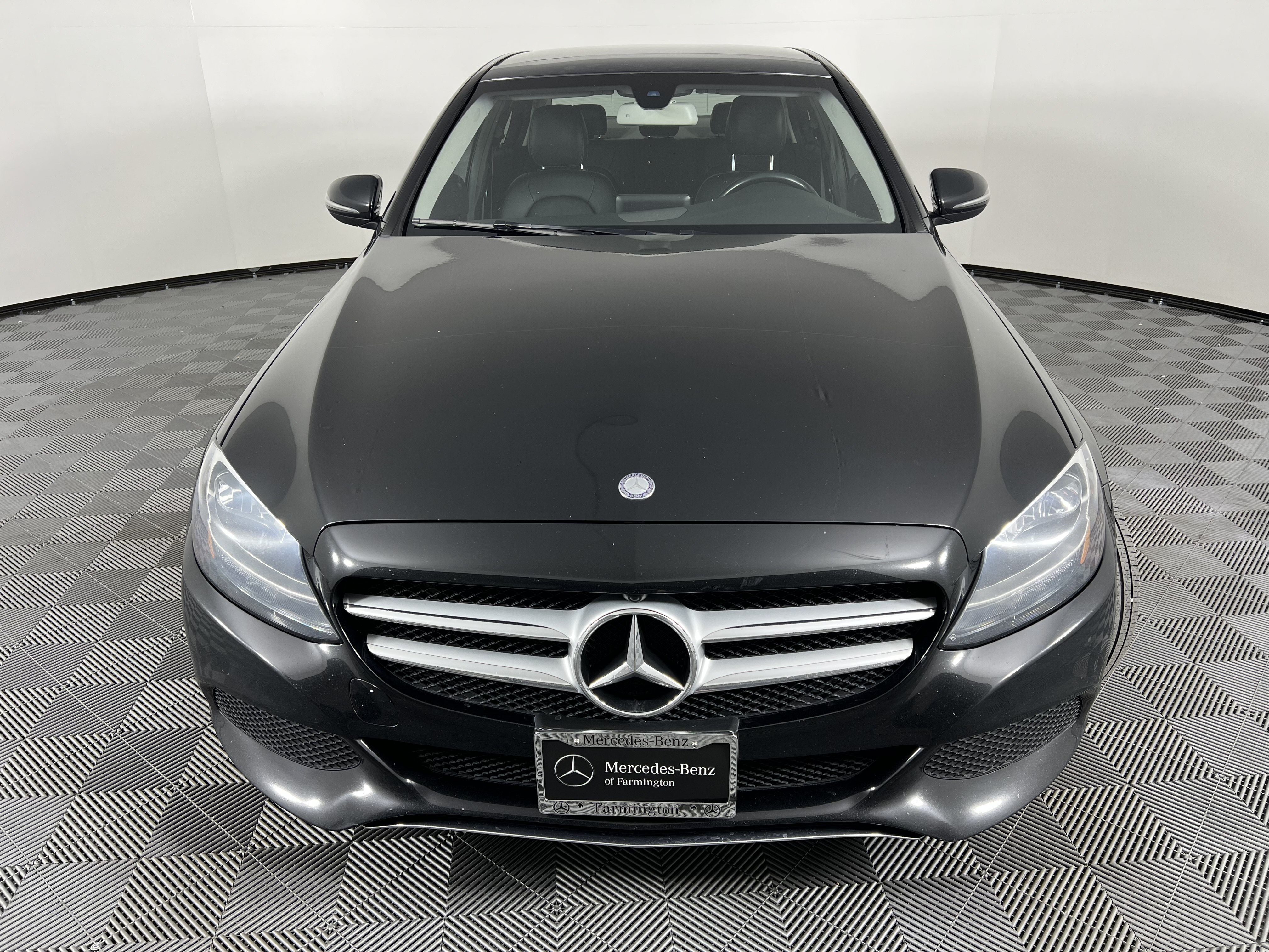 Used 2017 Mercedes-Benz C 300 4MATIC Sedan image 4