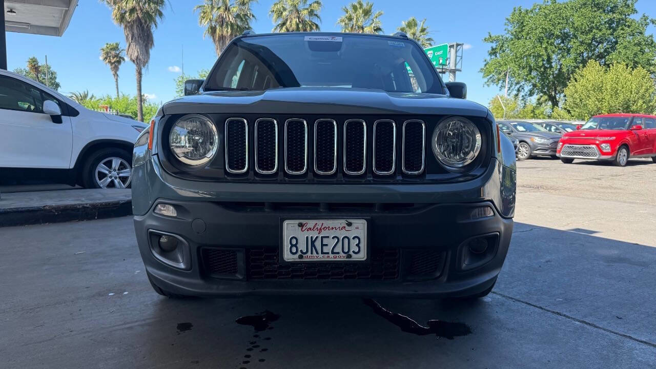 Used 2018 Jeep Renegade Latitude image 34