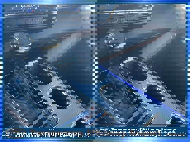 Certified 2024 Toyota Sienna XSE image 31