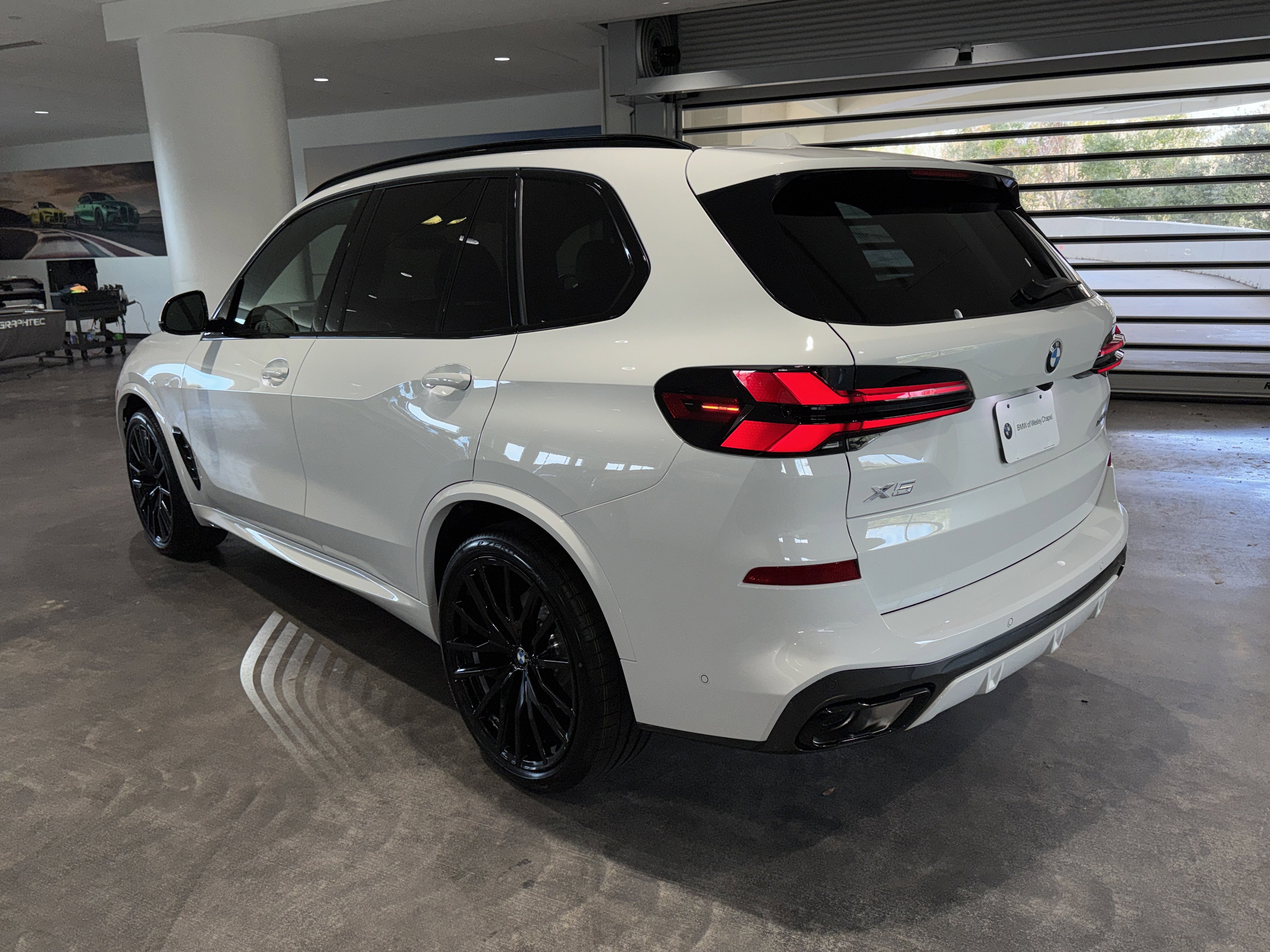 New 2026 BMW X5 xDrive40i w/ M Sport Package image 5