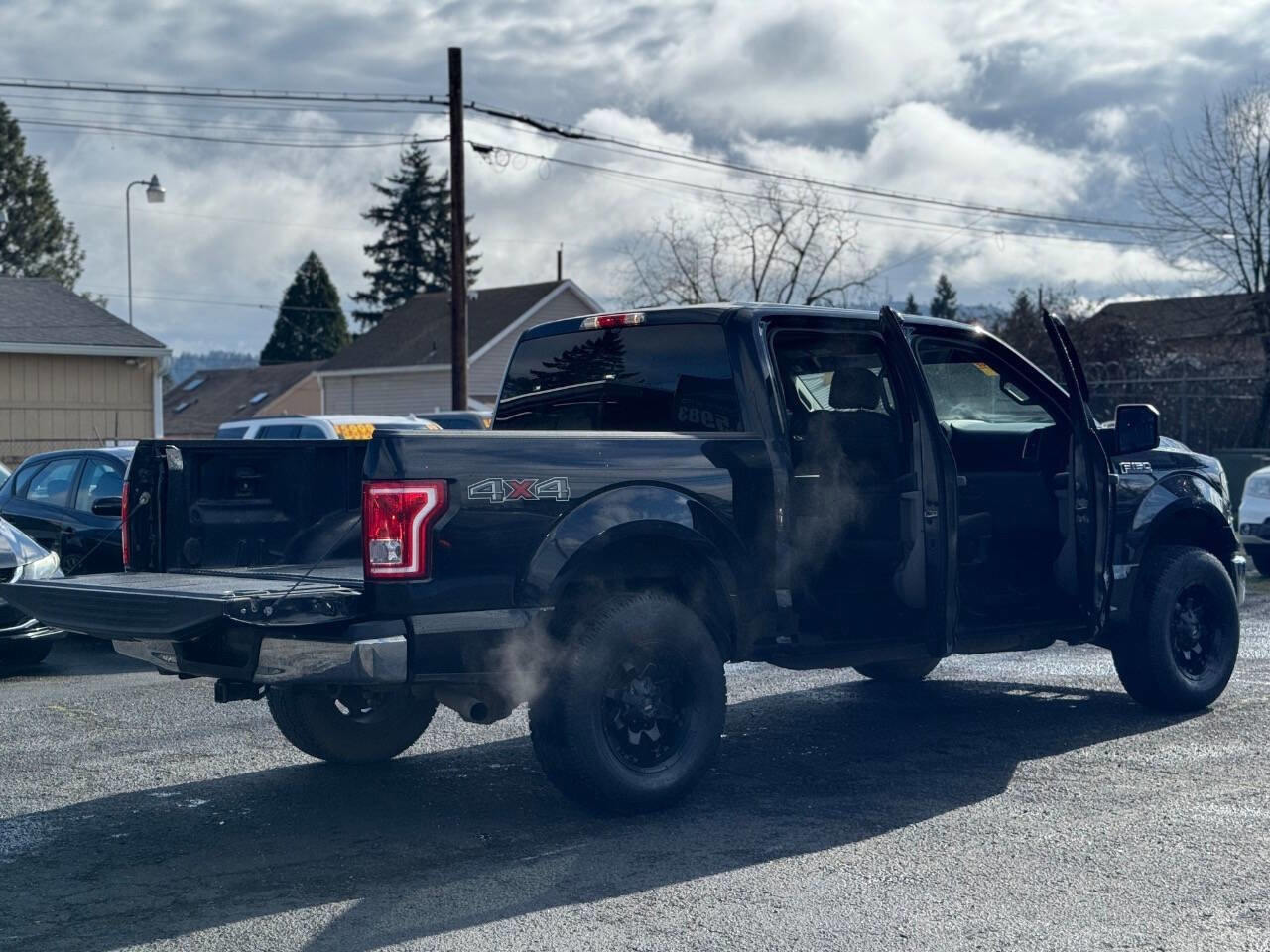 Used 2015 Ford F150 XLT image 5