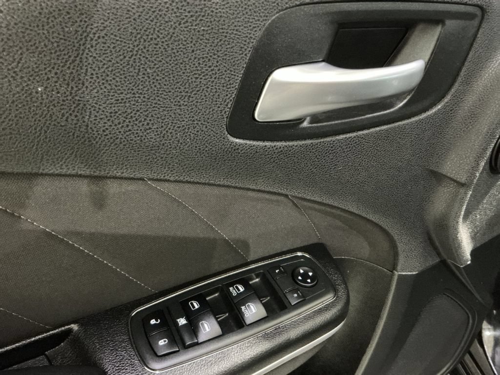 Used 2019 Dodge Charger SXT RWD image 16