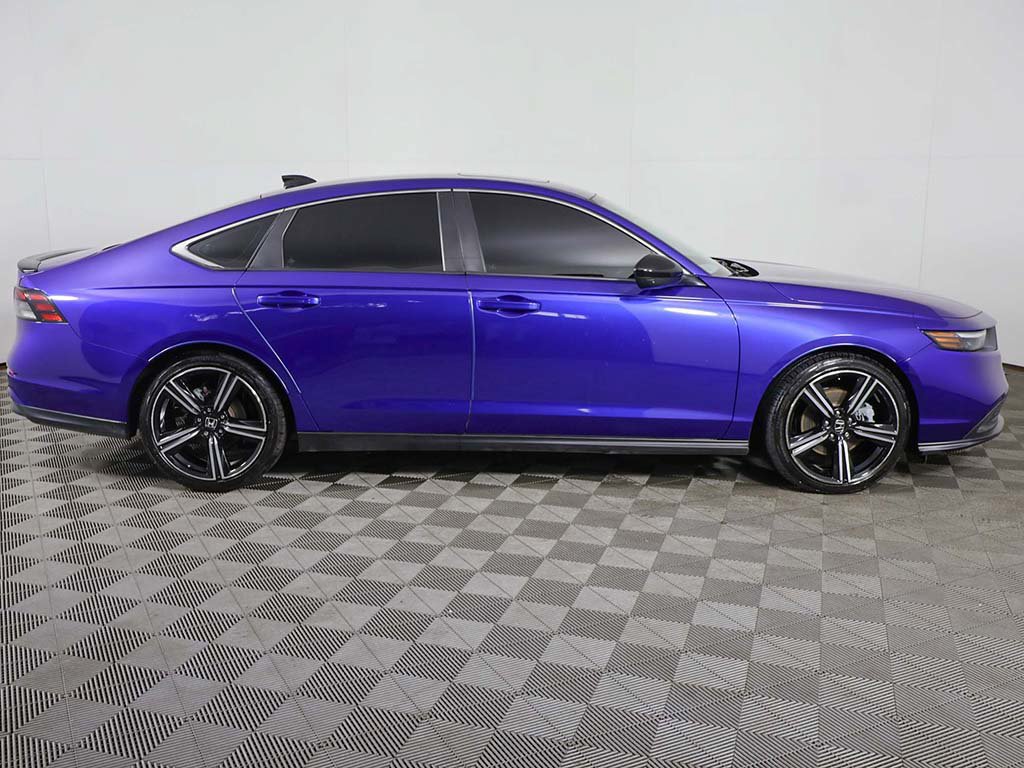Used 2023 Honda Accord Sport image 12