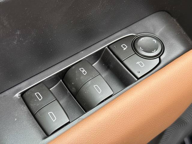 New 2026 GMC Canyon AT4 w/ Technology Plus Package AWD/4WD image 6