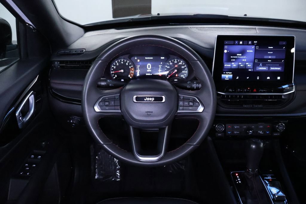 Used 2024 Jeep Compass Trailhawk image 18