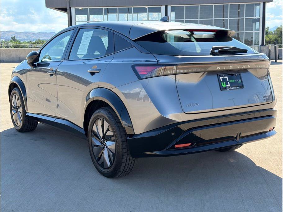 Used 2024 Nissan Ariya AWD image 6