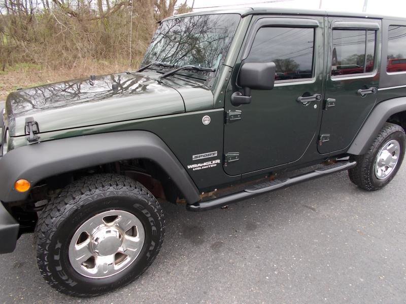 Used 2010 Jeep Wrangler Unlimited Sport image 7