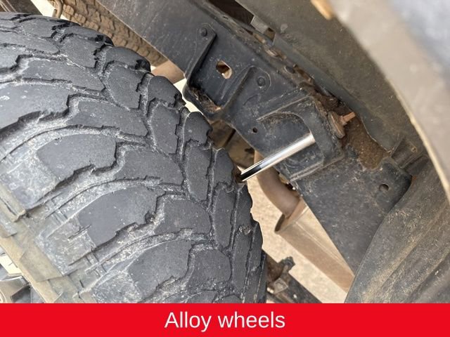 Used 2017 Toyota Tacoma TRD Off-Road image 30