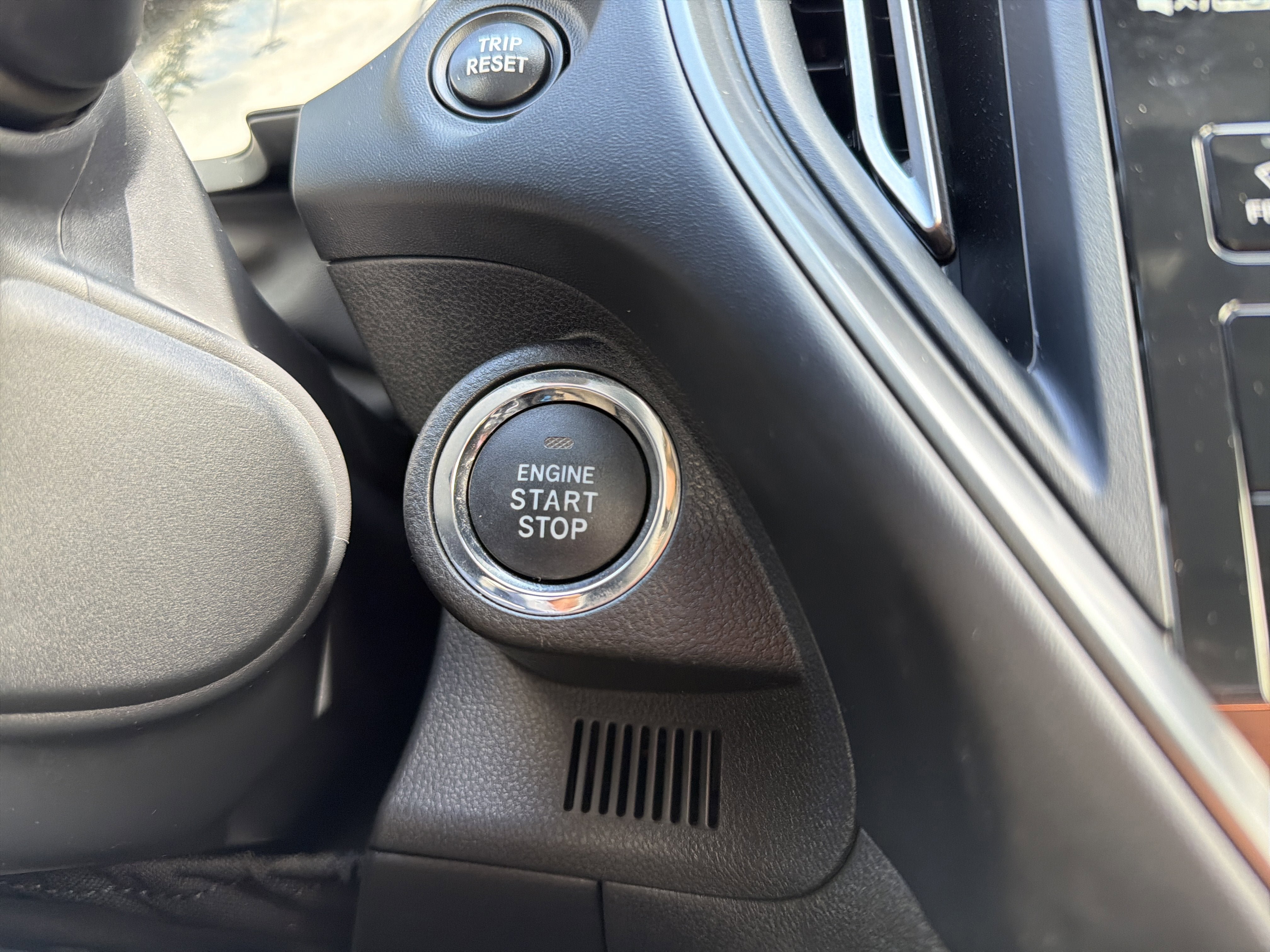 Used 2023 Subaru WRX Premium AWD/4WD image 17