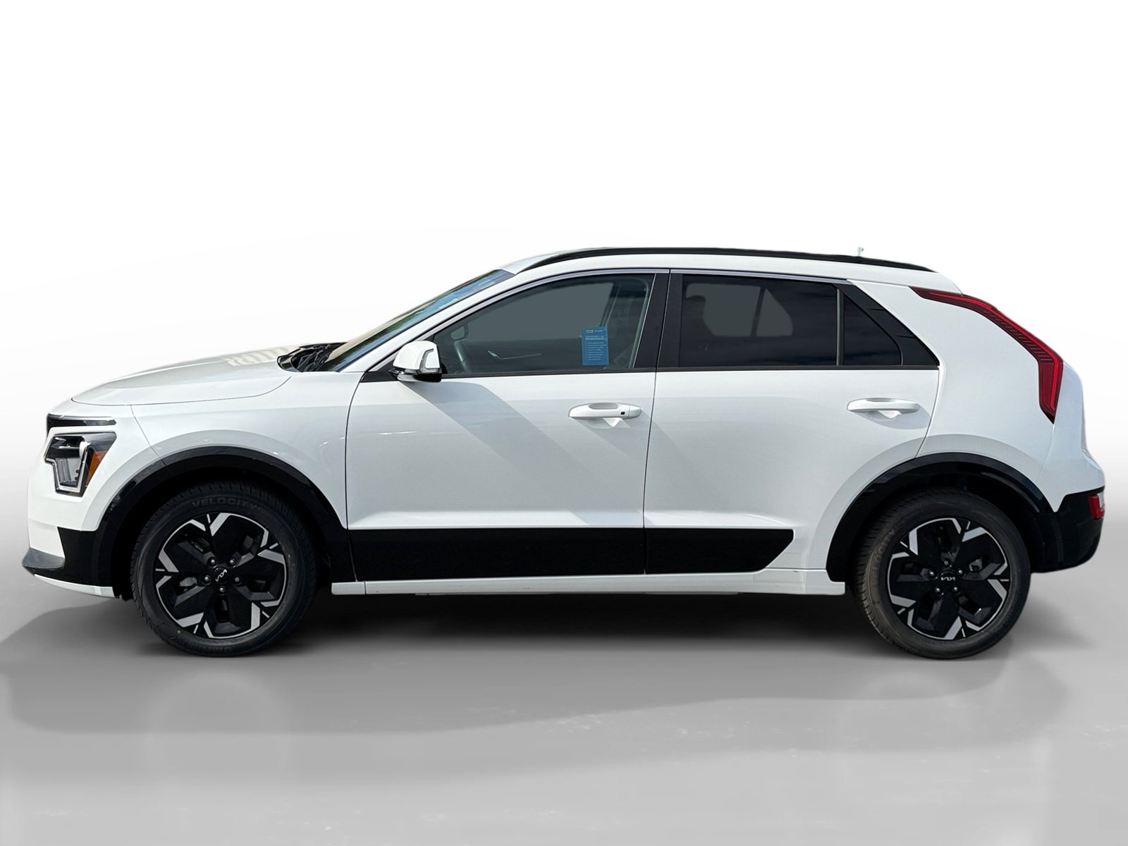 Used 2024 Kia Niro Wind FWD image 2