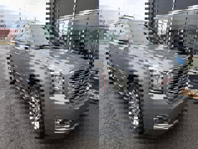 Used 2018 GMC Yukon XL SLT w/ Premium Edition image 5