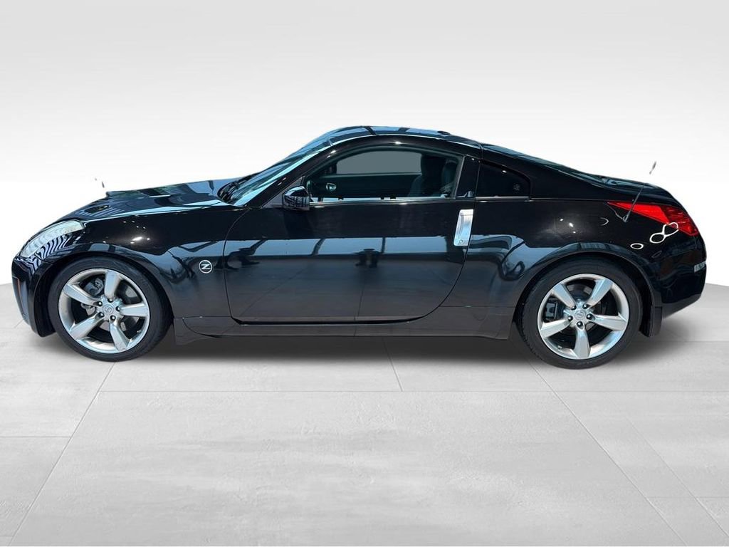 Used 2008 Nissan 350Z Touring w/ Cargo Convenience Pkg image 9