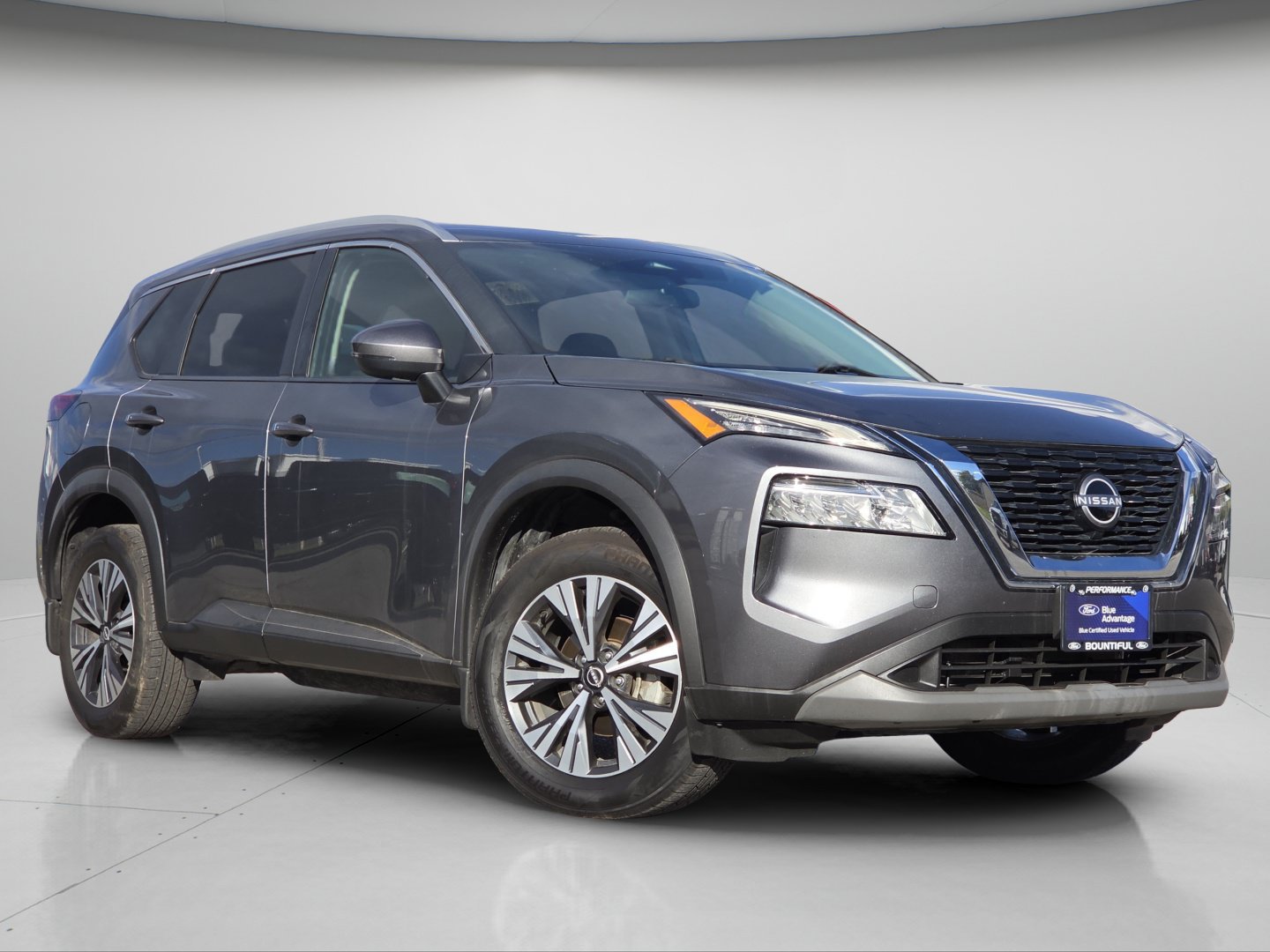 Used 2023 Nissan Rogue SV w/ SV Premium Package AWD/4WD image 2