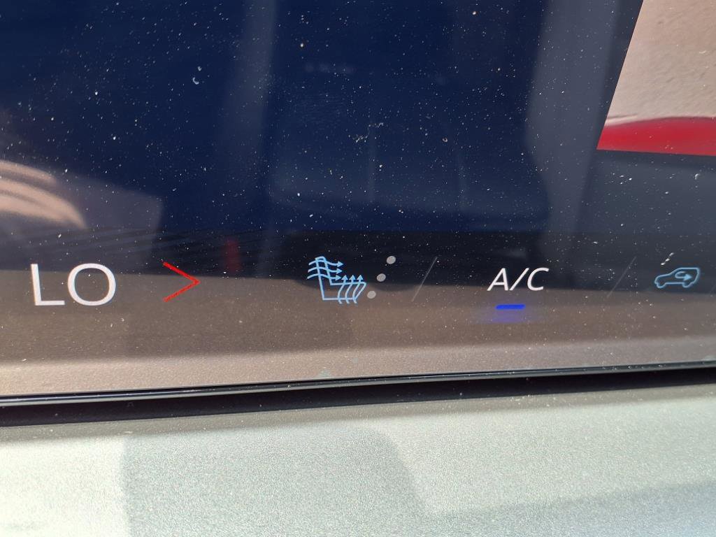 New 2026 Chevrolet Traverse LT w/ LPO, Floor Liner Package image 5