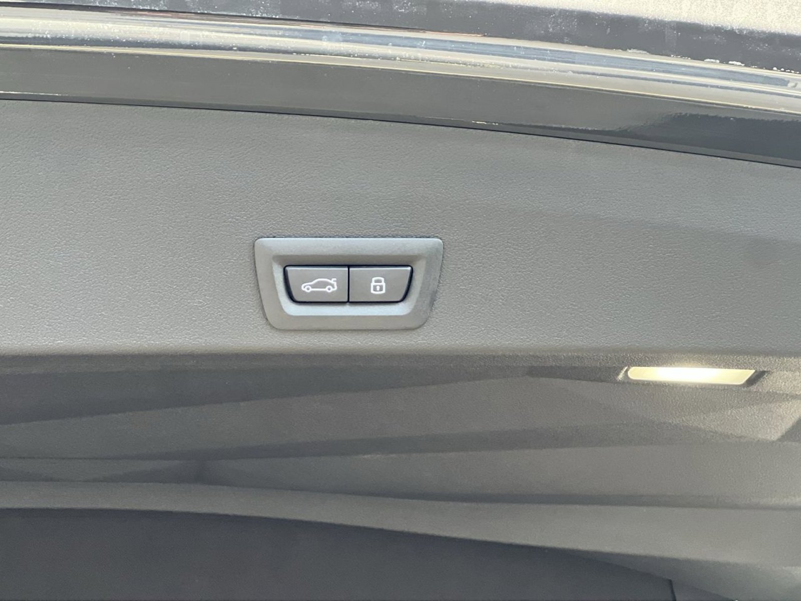 New 2026 BMW XM Label Red image 25