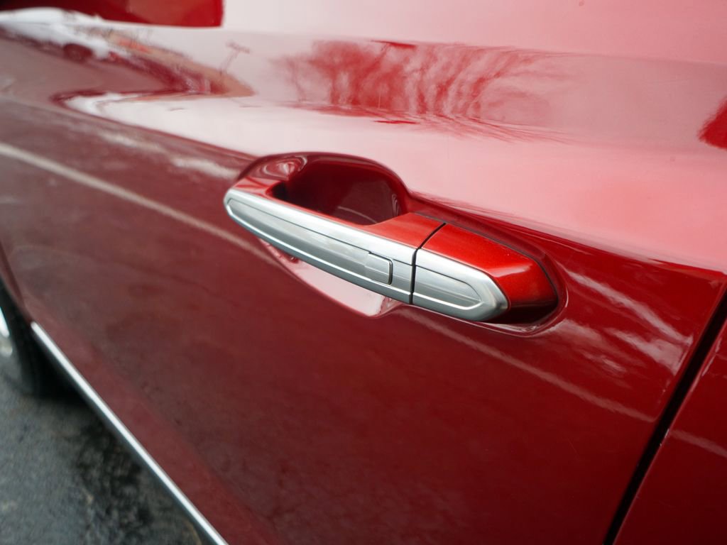 Used 2019 Cadillac XT5 FWD image 9