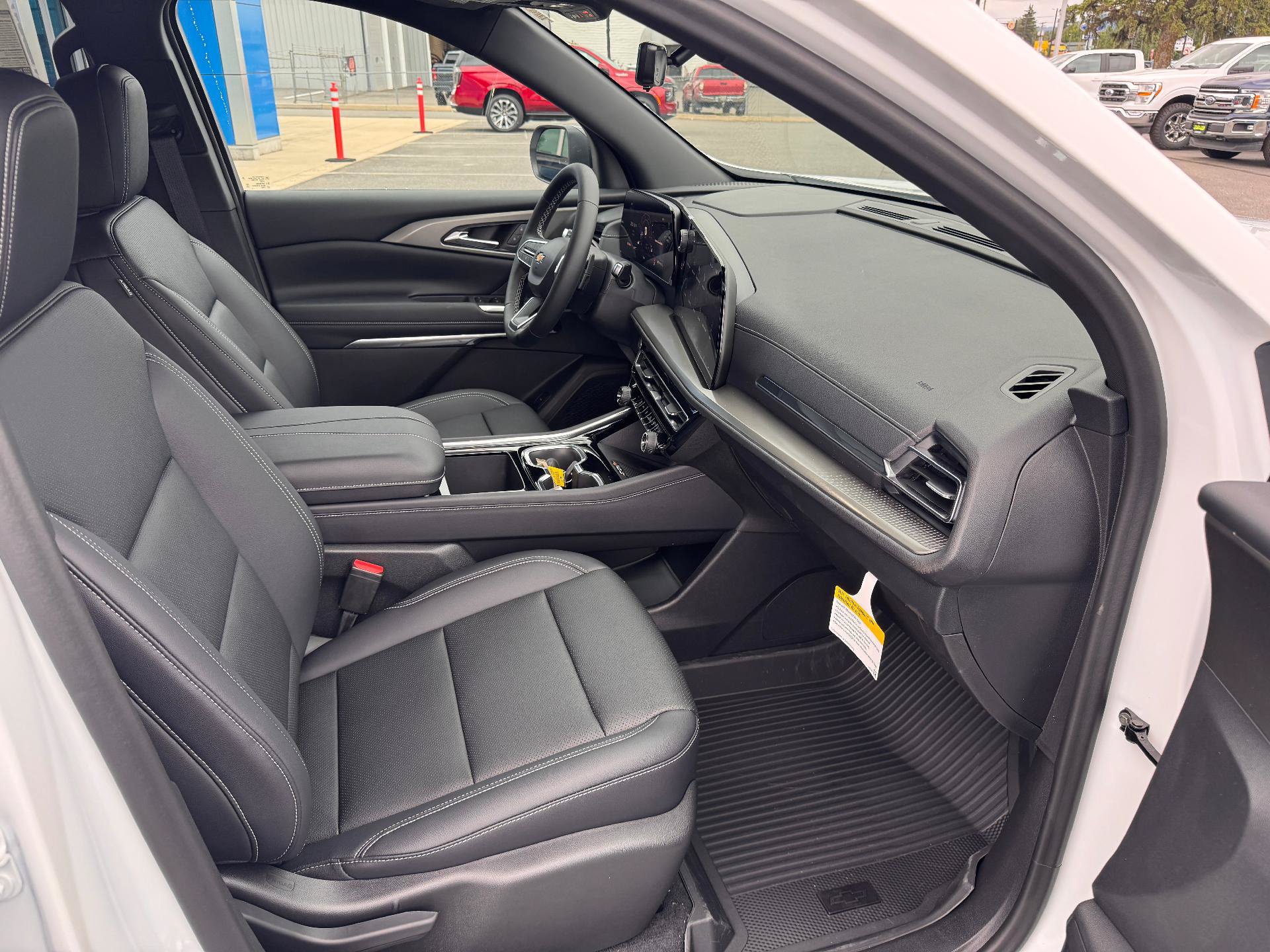 New 2026 Chevrolet Traverse LT w/ Sun and Wheel Package AWD/4WD image 20