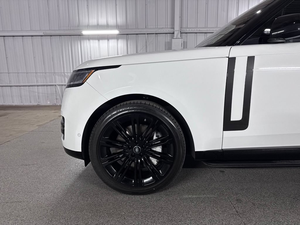 Used 2023 Land Rover Range Rover SE AWD/4WD image 17