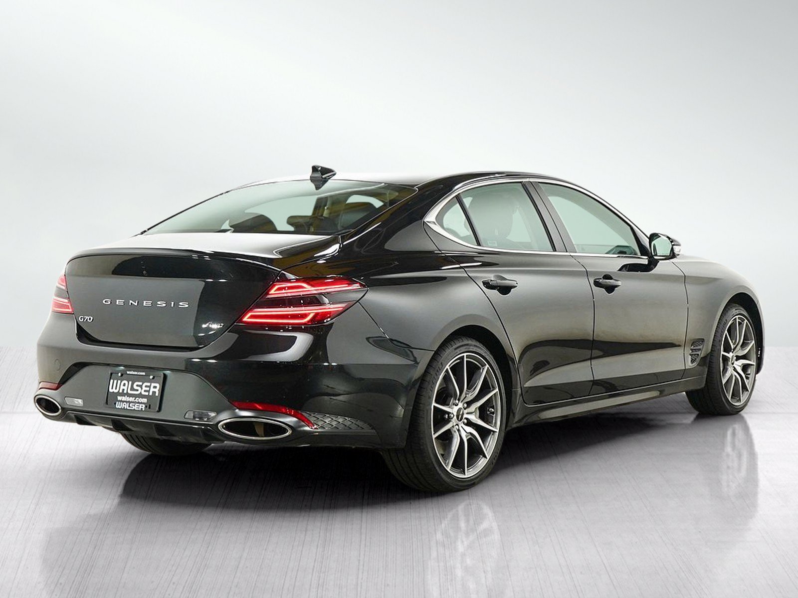 Used 2026 Genesis G70 2.5T AWD/4WD image 5