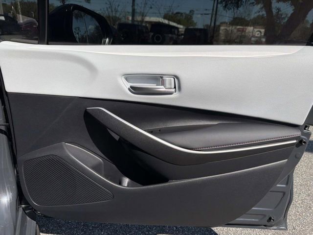 Certified 2025 Toyota Corolla SE image 14