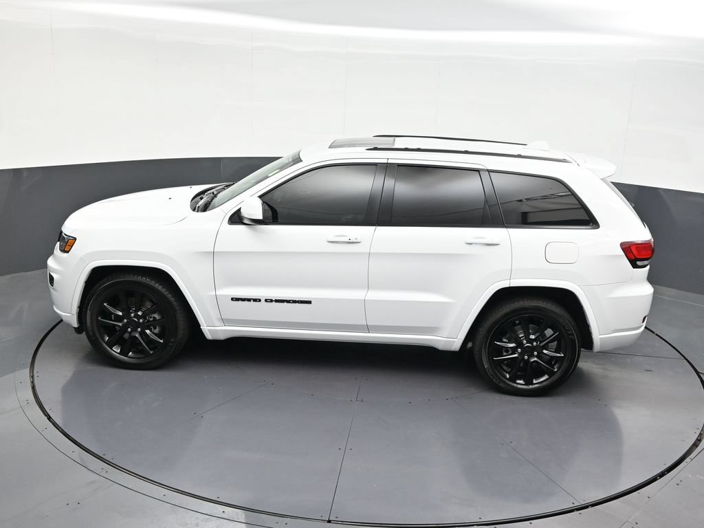 Used 2021 Jeep Grand Cherokee Laredo X RWD image 21