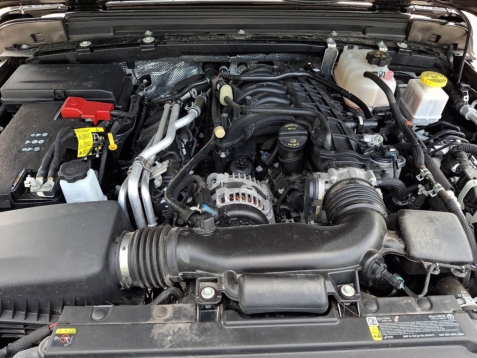 Certified 2025 Jeep Gladiator Sport AWD/4WD image 28