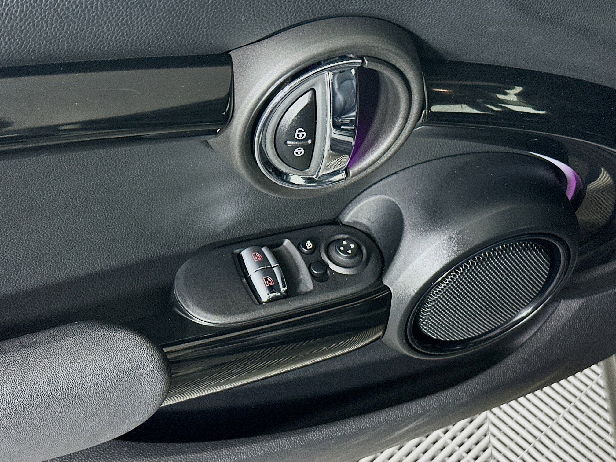 Used 2023 MINI Cooper S image 14