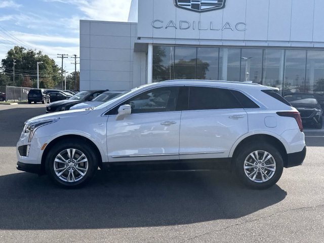 Certified 2024 Cadillac XT5 Luxury w/ LPO, Floor Liner Package AWD/4WD image 40