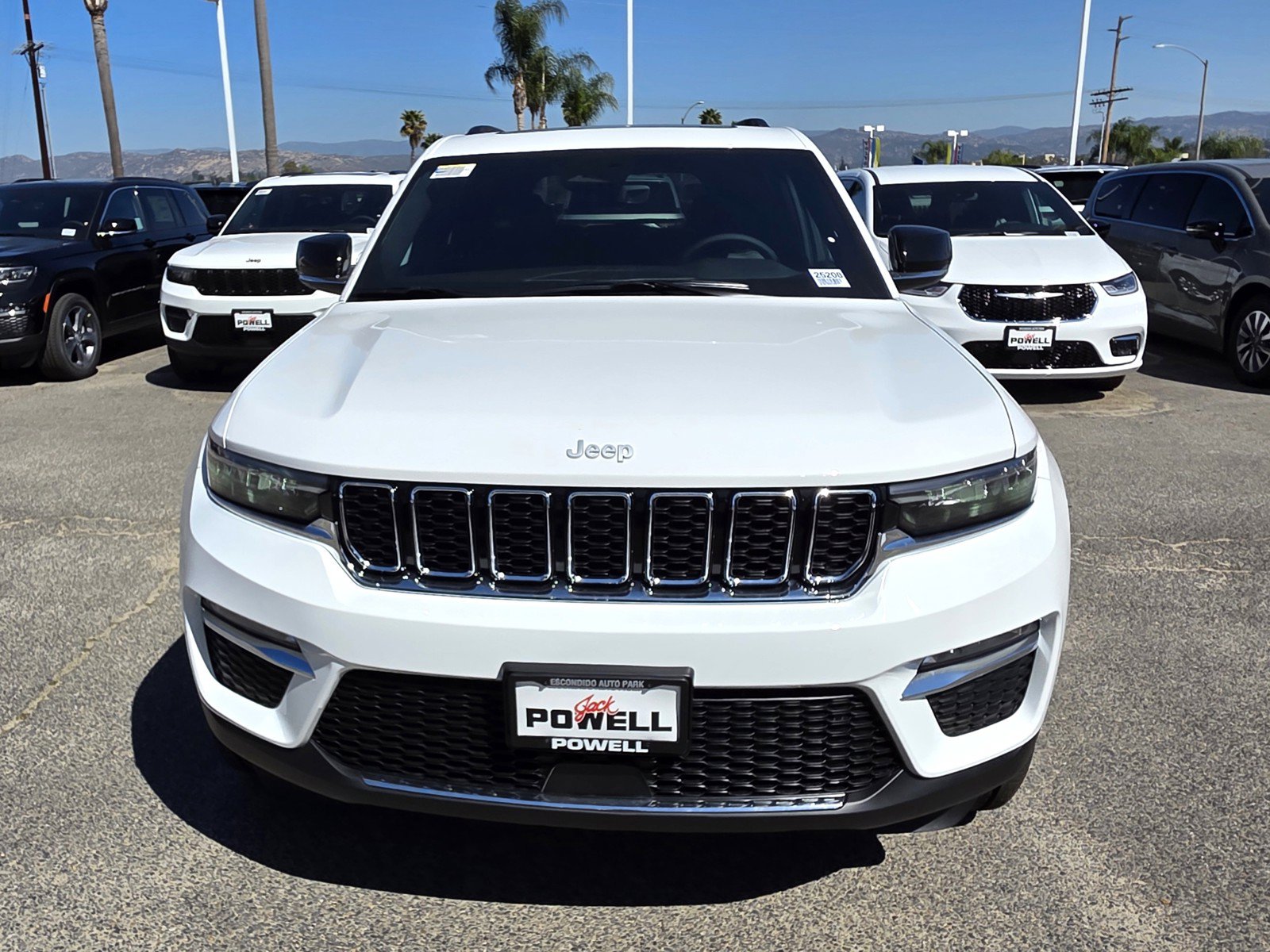 New 2025 Jeep Grand Cherokee Limited AWD/4WD image 7