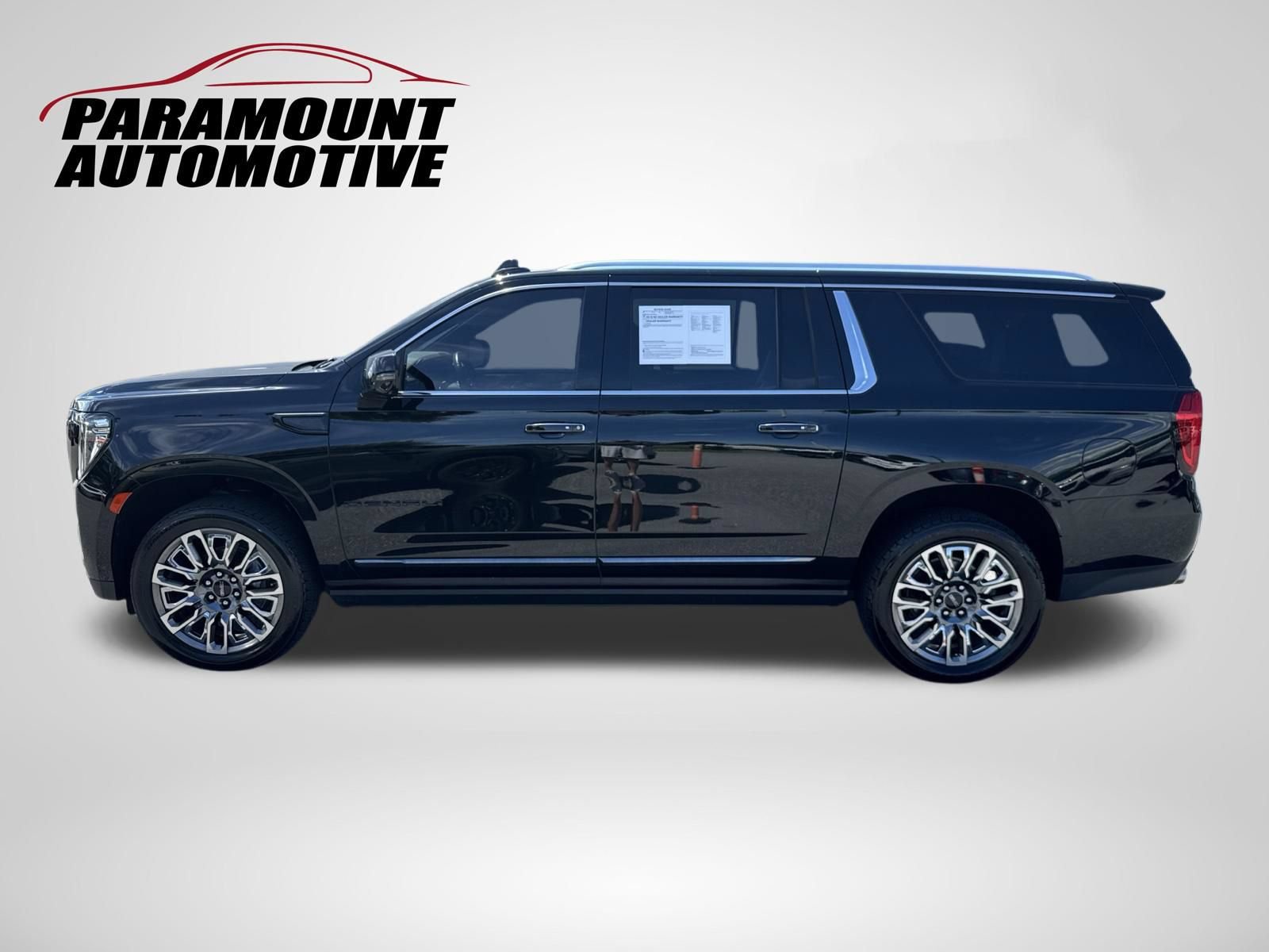 Used 2024 GMC Yukon XL Denali Ultimate AWD/4WD image 4
