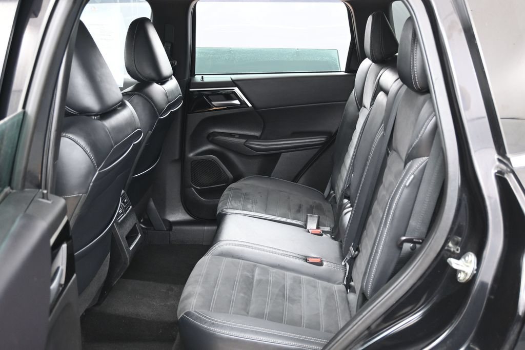 Used 2022 Mitsubishi Outlander SE FWD image 33