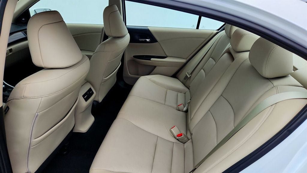Used 2016 Honda Accord EX-L image 21