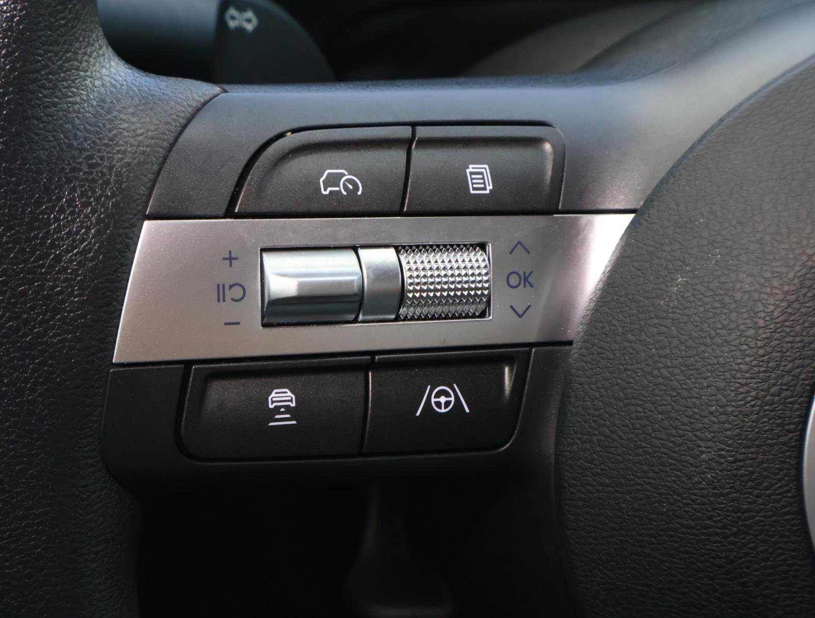 Certified 2026 Hyundai Kona SE image 22