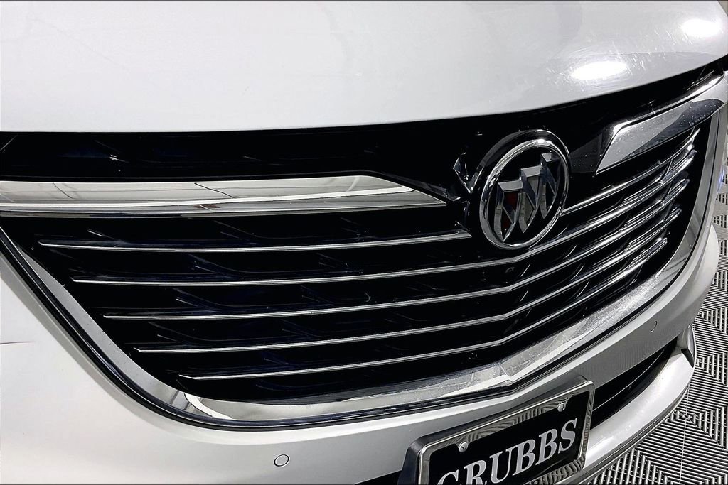 Used 2022 Buick Enclave Premium image 39