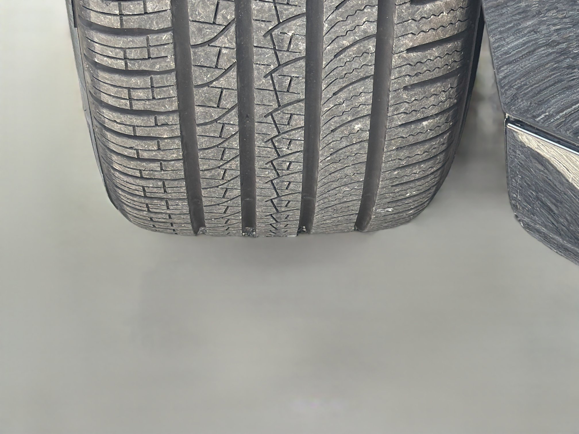 Used 2024 BMW 760i xDrive AWD/4WD image 44