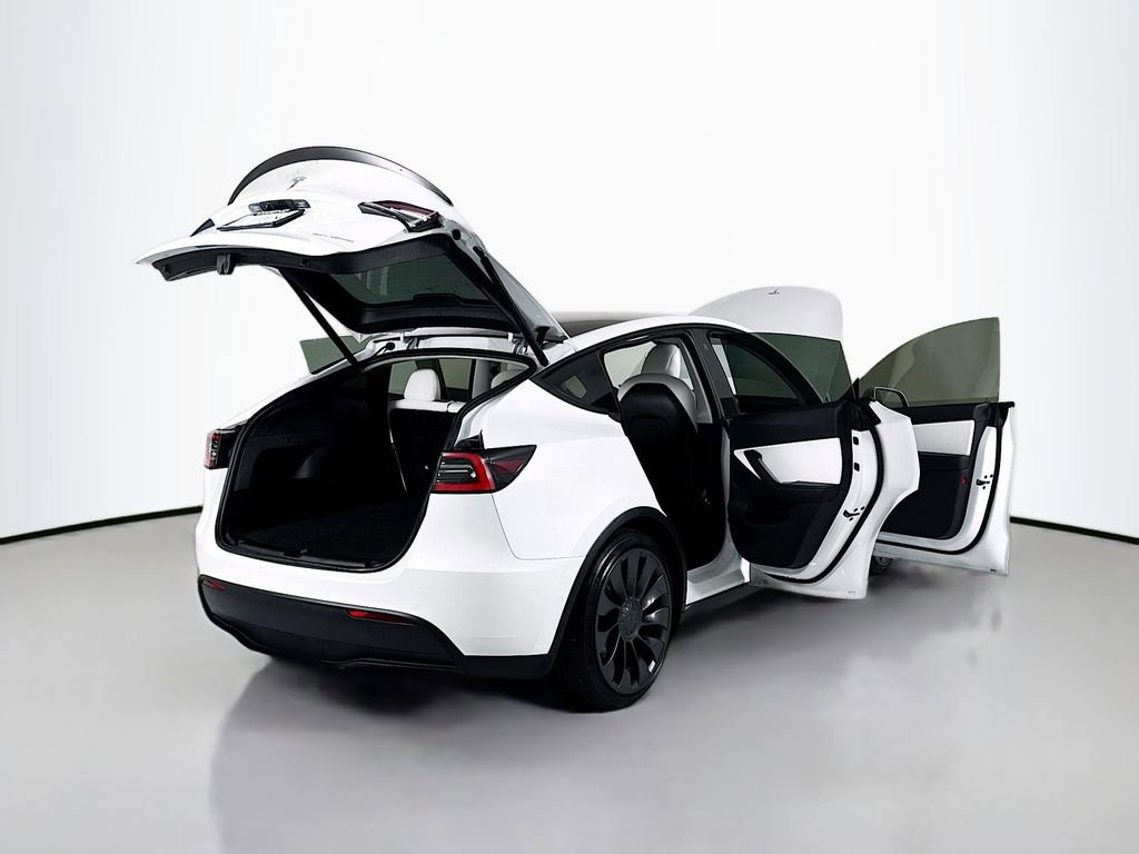 Used 2021 Tesla Model Y Performance image 29