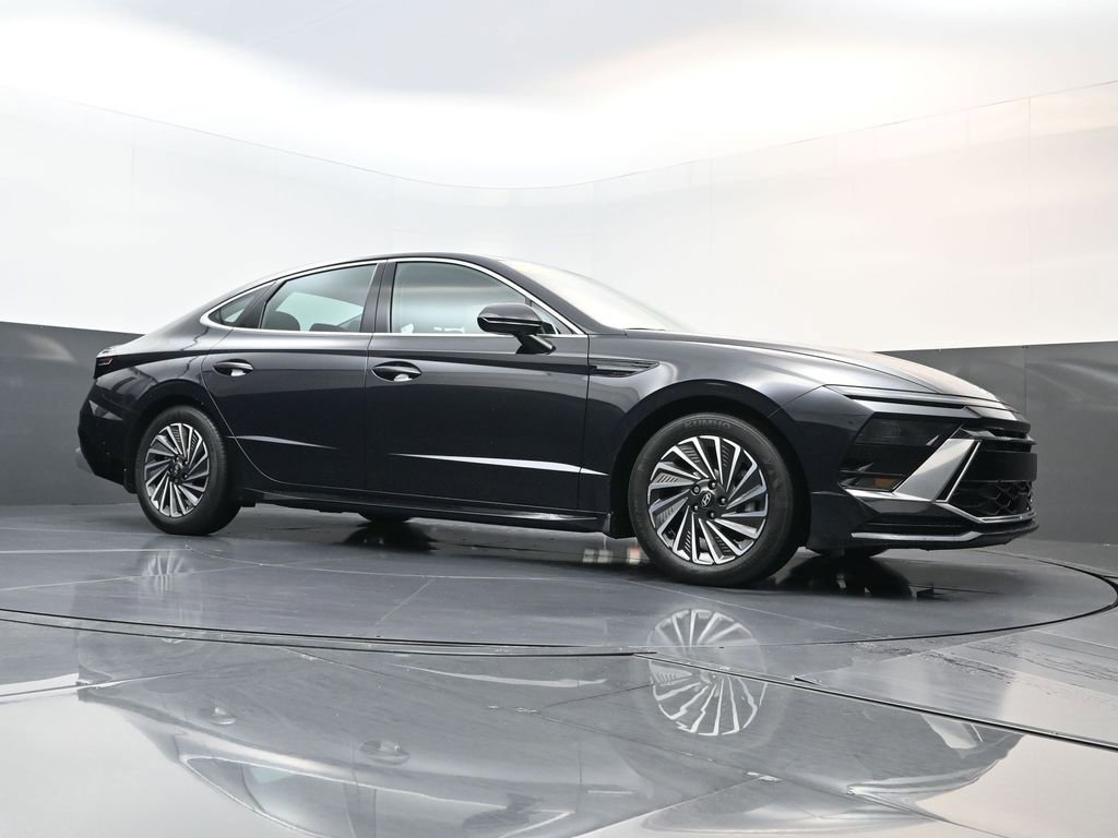 Certified 2025 Hyundai Sonata SEL image 21