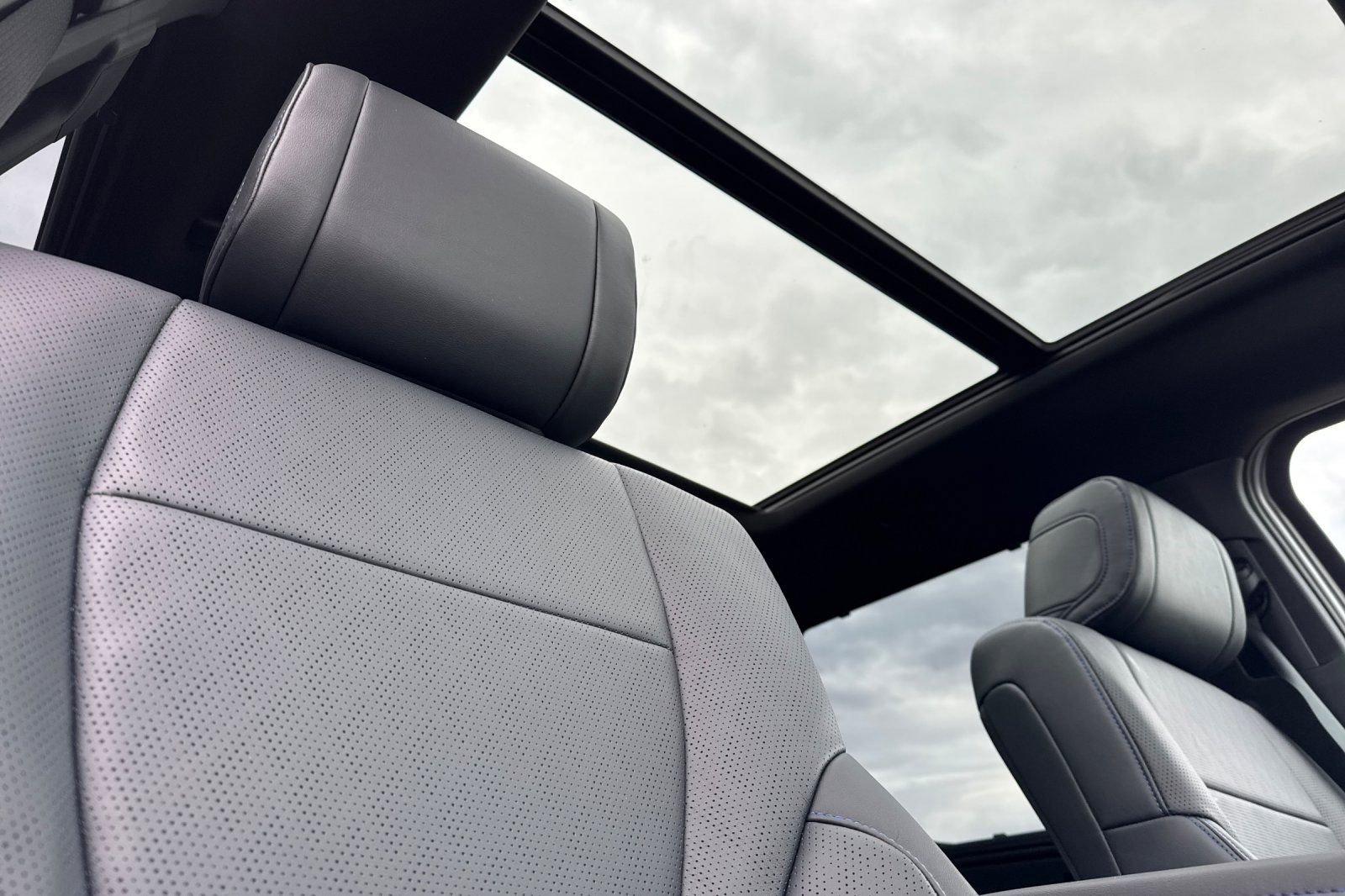 New 2026 Toyota Tundra Platinum AWD/4WD image 15