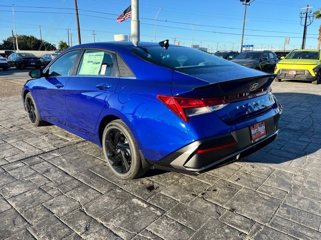 New 2026 Hyundai Elantra SEL Sport Premium FWD image 5