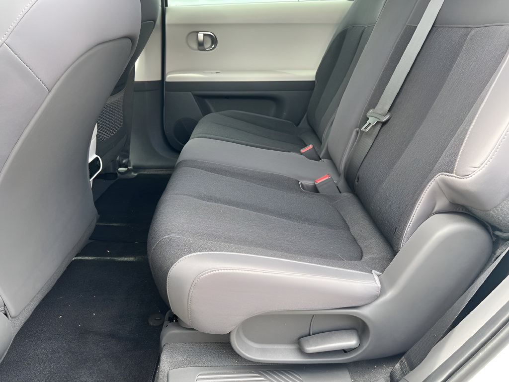 Certified 2024 Hyundai Ioniq 5 SEL AWD/4WD image 16