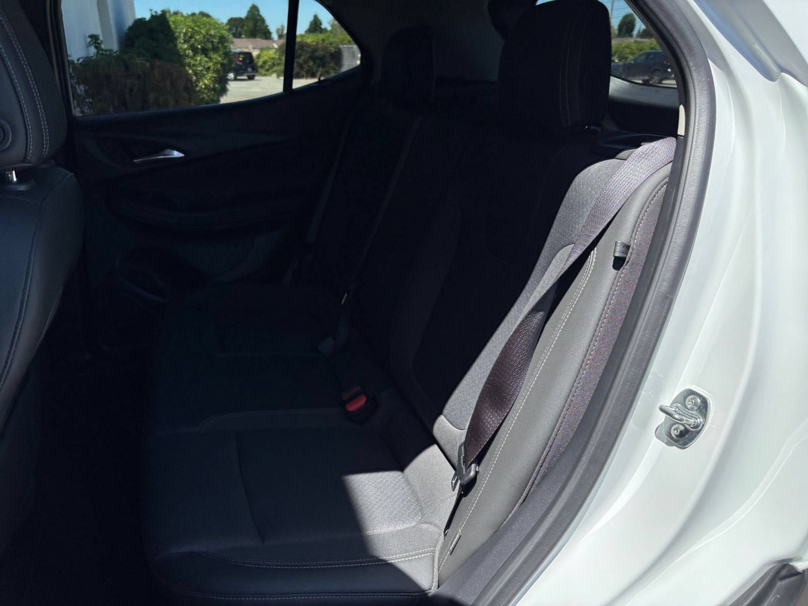 Used 2025 Buick Encore GX Preferred FWD image 37