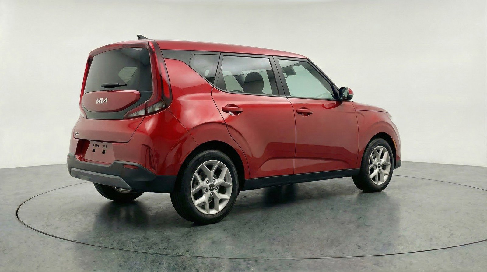 Used 2025 Kia Soul LX w/ LX Technology Package image 9